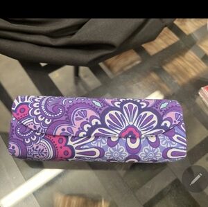 Vera Bradley Lilac Taestry Hard Clip Purple Paisley Eyeglass Case